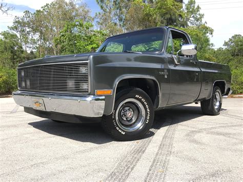 A used dump <b>truck</b> <b>for</b> <b>sale</b> on <b>Craigslist</b> can be a great deal, and you. . 1983 chevy truck for sale craigslist